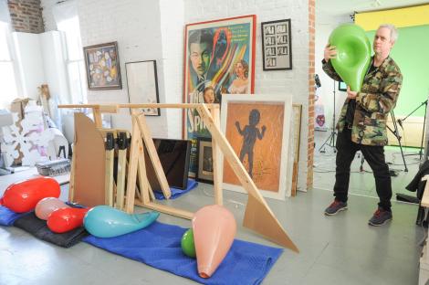 מאחורי הקלעים עם טוני אורסלר