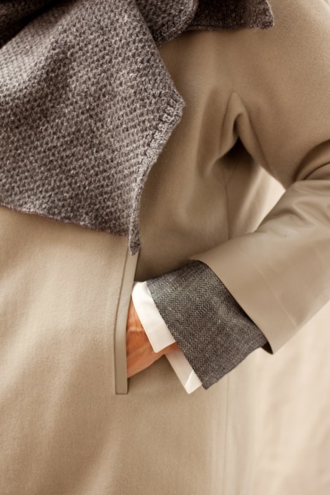 פריטי צמר וקשמיר מתוך אוסף סתיו 2013, אילנה אפרתי. צילום רן גולני