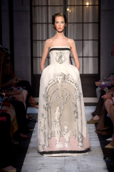 14-the-vulgar-schiaparelli-haute-courture-autumn_winter-2015-16-courtesy-schiaparelli