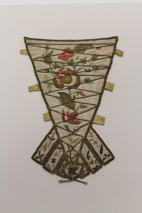 25-the-vulgar-stomacher-1700-1730-courtesy-manchester-city-galleries